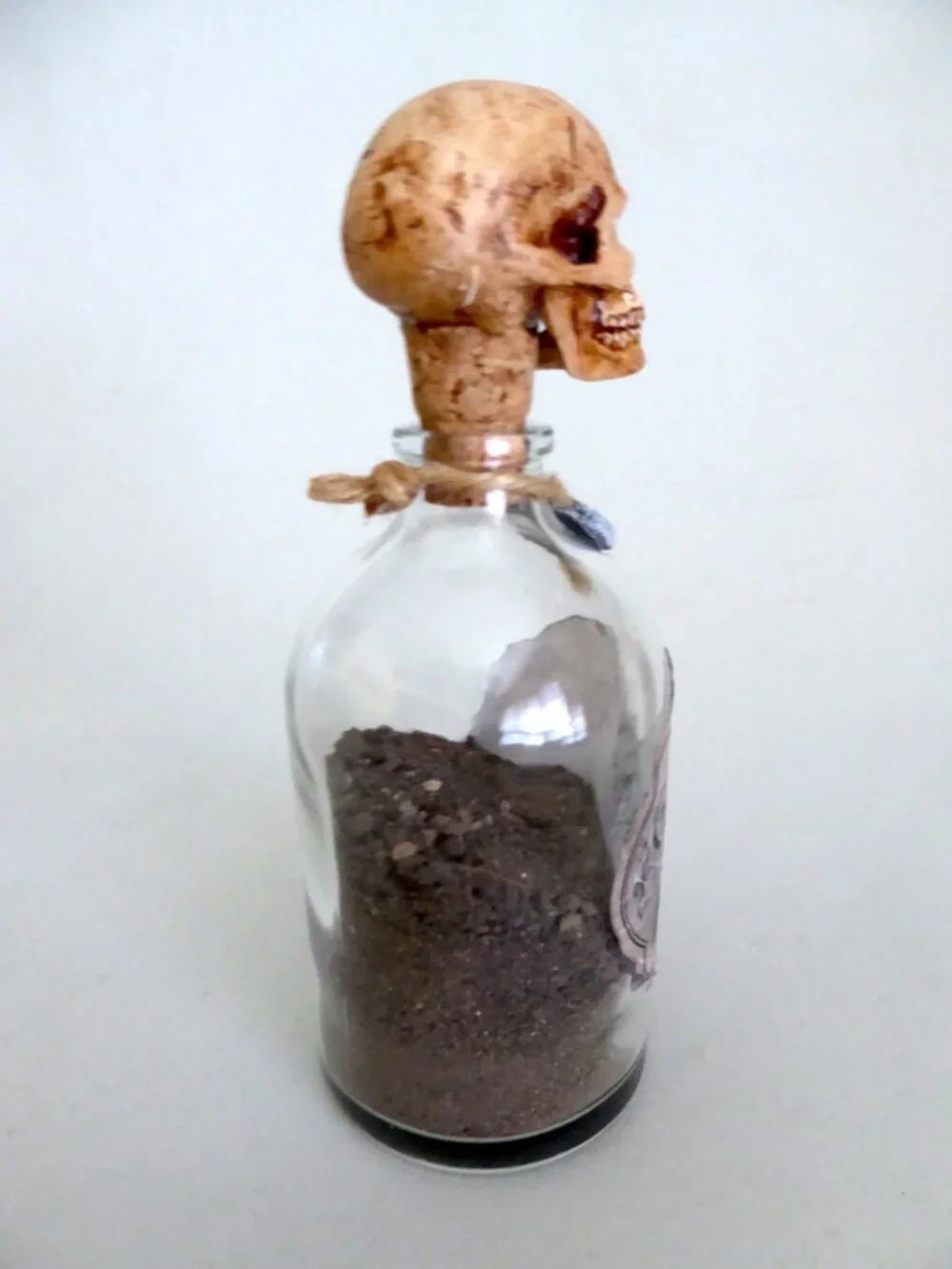 NEW GLASS APOTHECARY BOTTLE GRAVEYARD DUST GOTHIC ODDITY PROP HARRY POTTER